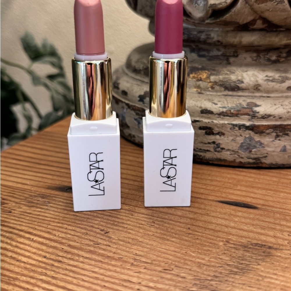 LA Star Velvet Volume Lipsticks – Set of 2